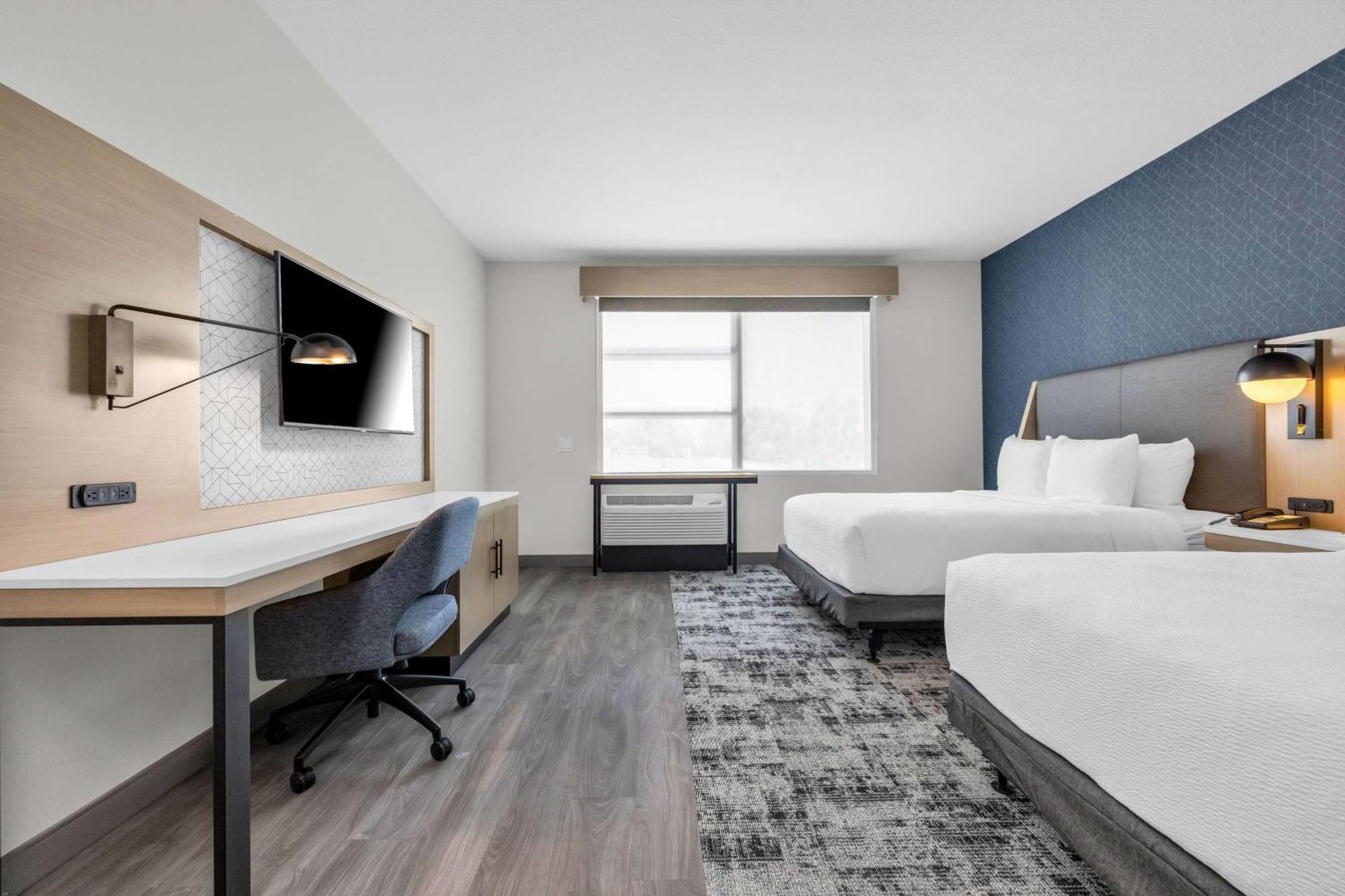 La Quinta Inn & Suites By Wyndham San Jose Airport-Downtown Esterno foto